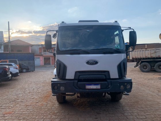 2012 Ford CARGO 2628 6X4