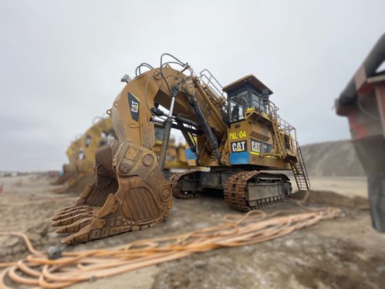 2013 Caterpillar 6040FS