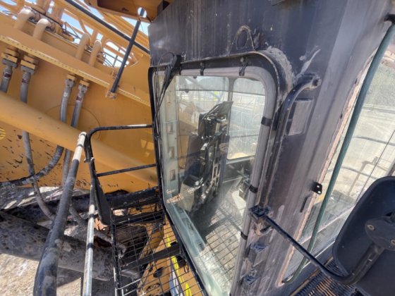 2013 Caterpillar 6040FS