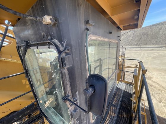 2013 Caterpillar 6040FS