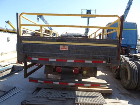 2015 INTERNATIONAL 4300