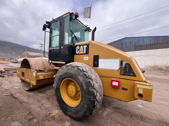 2014 Caterpillar CS533E