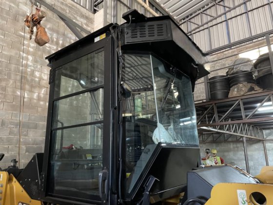 2023 Caterpillar CB7