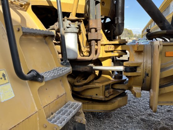2019 Caterpillar 745