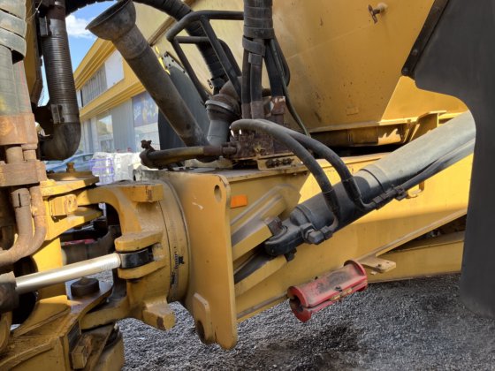 2019 Caterpillar 745
