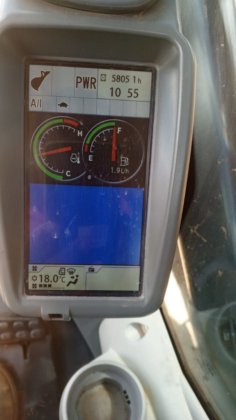 2021 John Deere 210G LC