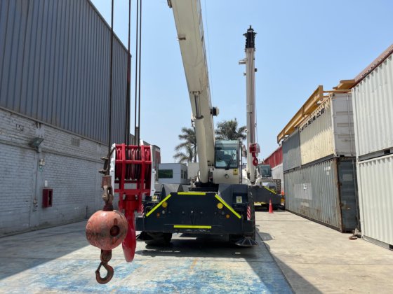 2011 Terex RT555-1