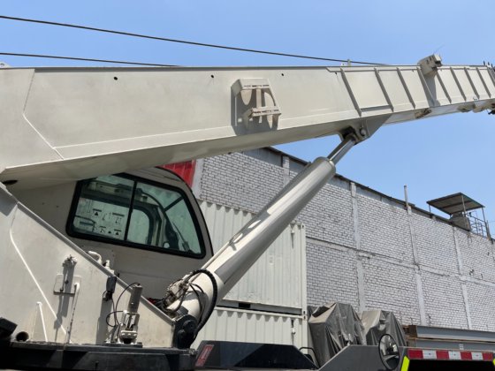 2011 Terex RT555-1