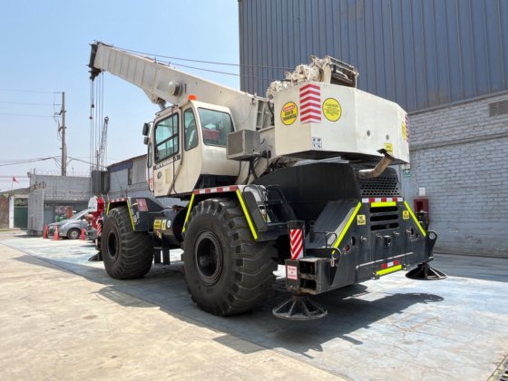 2011 Terex RT555-1