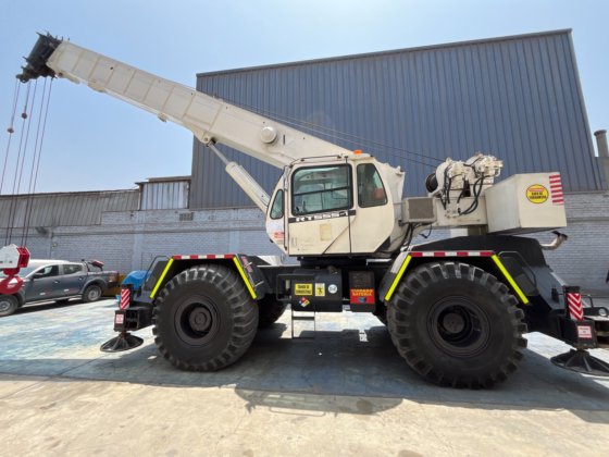 2011 Terex RT555-1