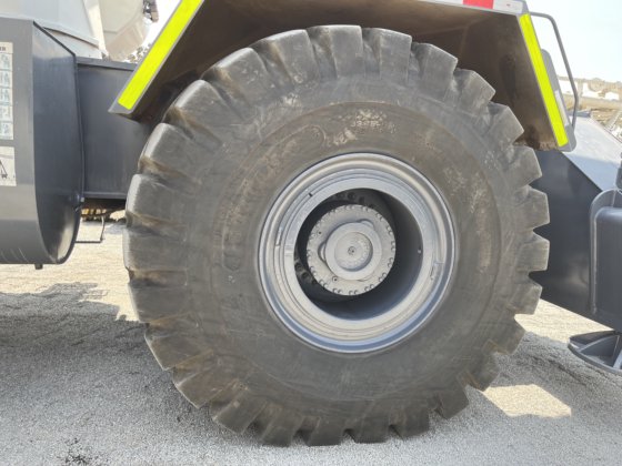 2012 Terex RT130