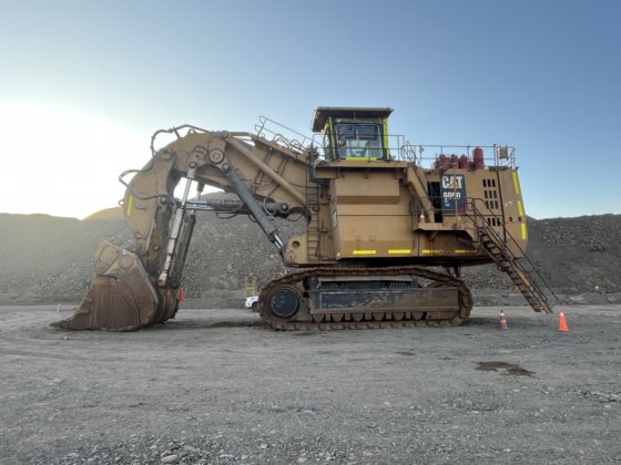 2016 Caterpillar 6050FS