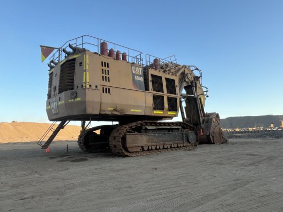 2016 Caterpillar 6050FS