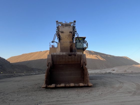 2016 Caterpillar 6050FS