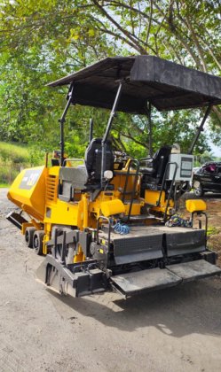 2011 Caterpillar AP300