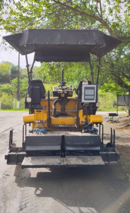 2011 Caterpillar AP300