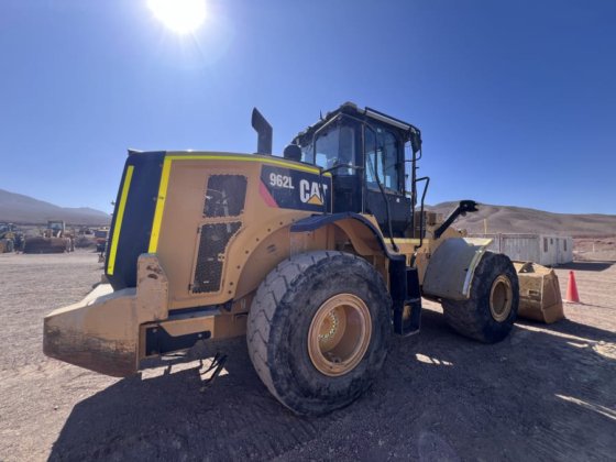 2018 Caterpillar 962L