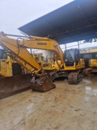 2010 Komatsu PC200