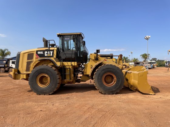 2018 Caterpillar 966L