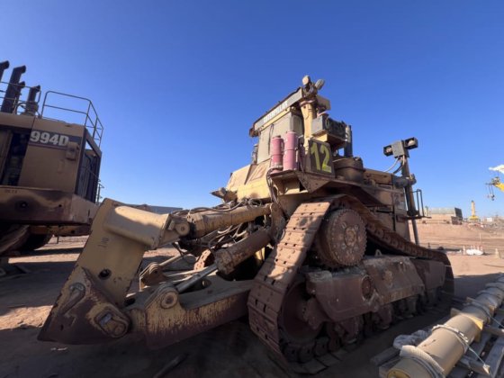 Trator de esteira 2004