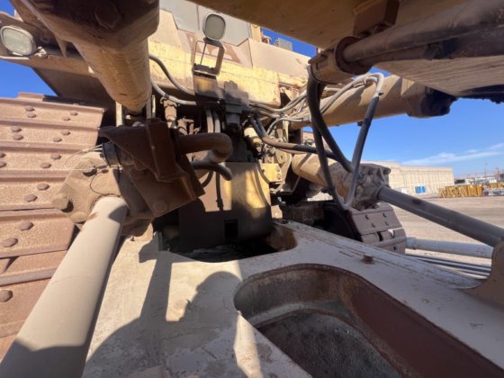 Trator de esteira 2004