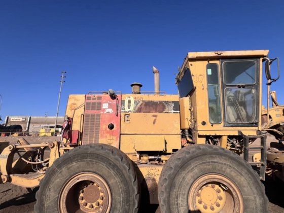 1999 Caterpillar 16H