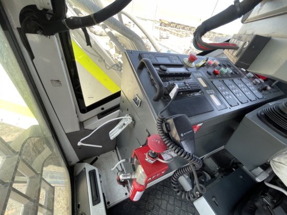 2022 Liebherr R9200