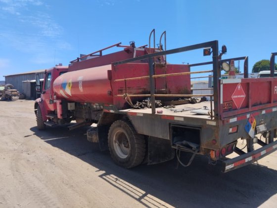2013 Freightliner M2 106
