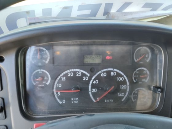 2013 Freightliner M2 106