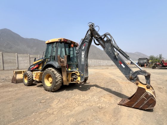 2020 John Deere 310SL