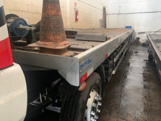 2014 Ford CARGO 2429 8X4