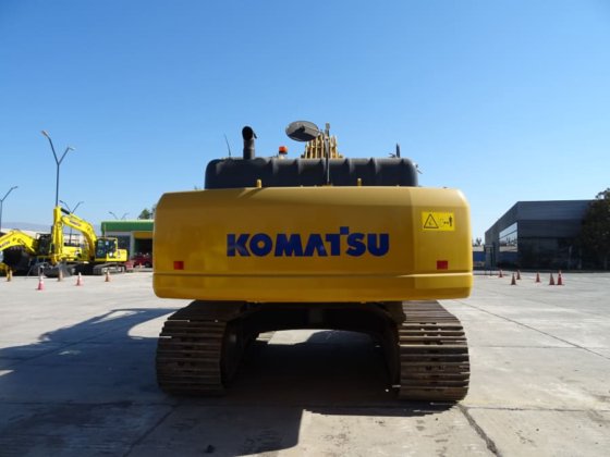 2018 Komatsu PC300LC-8