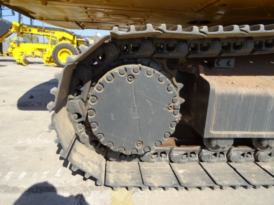 2018 Komatsu PC300LC-8