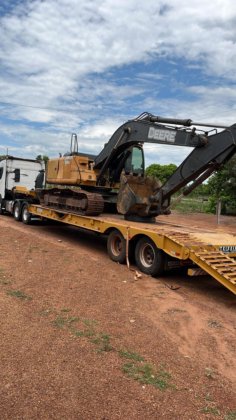 2015 John Deere 210G