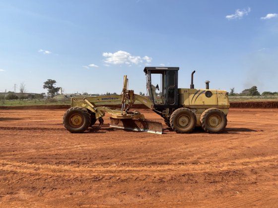 1993 Komatsu 523A