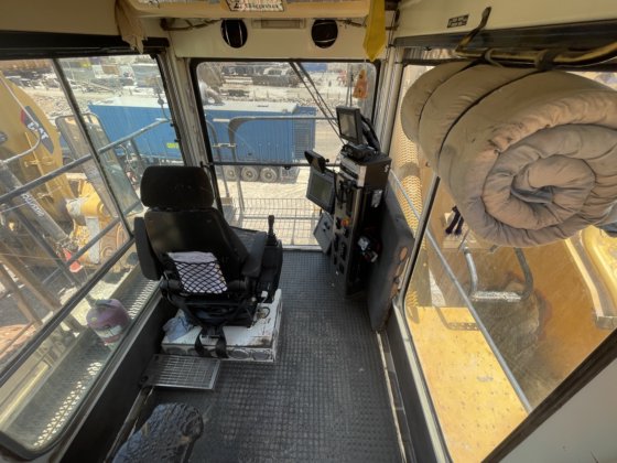 2013 Caterpillar 6040FS