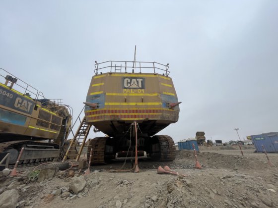 2013 Caterpillar 6040FS