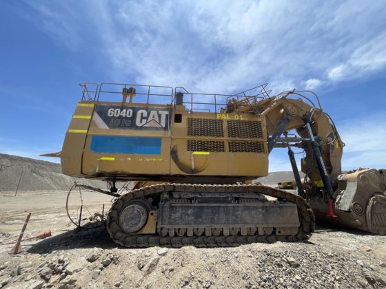 2013 Caterpillar 6040FS