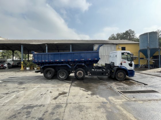 2016 Ford CARGO 2429 8X2