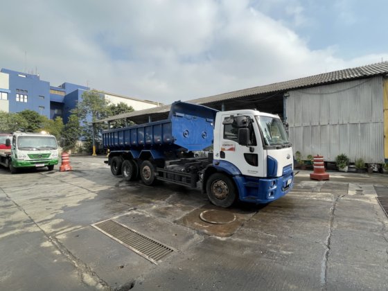 2016 Ford CARGO 2429 8X2