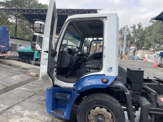 2016 Ford CARGO 2429 8X2