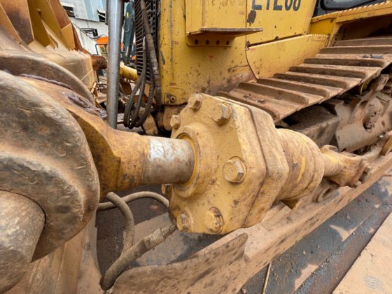 2021 Caterpillar D8T