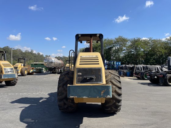 2010 Caterpillar CP533E