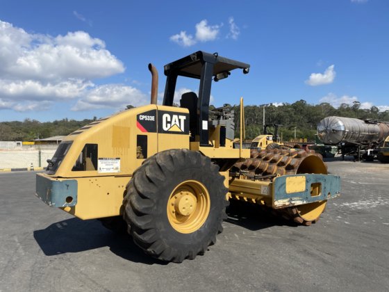 2010 Caterpillar CP533E