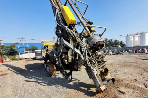 2017 EPIROC FLEXIROC D65-10LF