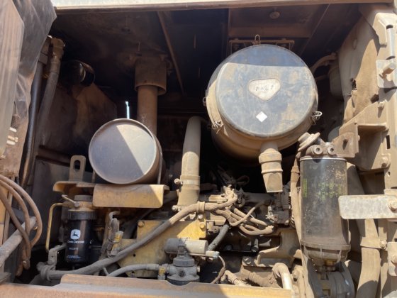 2016 John Deere 644K