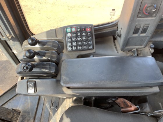 2016 John Deere 644K