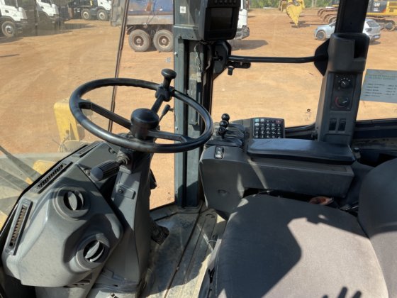 2016 John Deere 644K