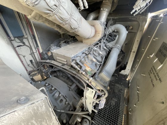 2022 Liebherr R9200