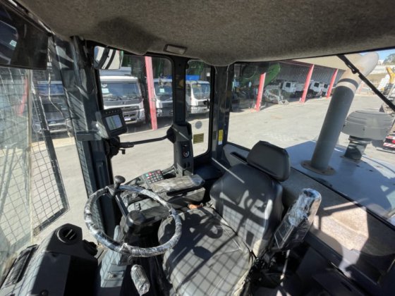 2018 John Deere 644K